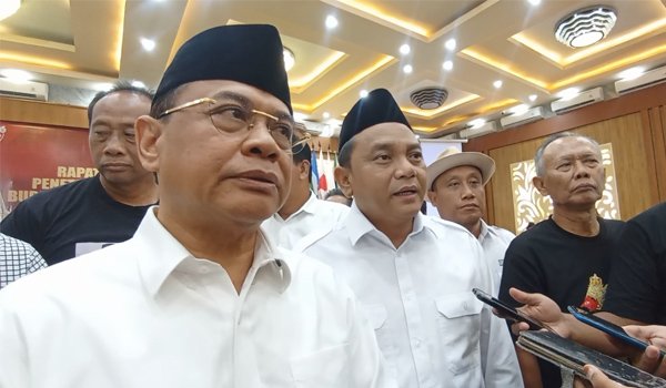 Massa Pendemo Tetap Bertahan usai Ricuh, Minta Bupati Pati Sudewo Temui Rakyat