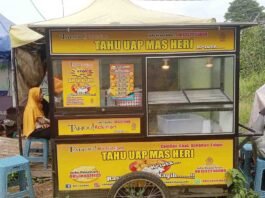 Kisah Sri, Penjual Tahu Uap yang Sukses Buka Tiga Cabang di Kudus